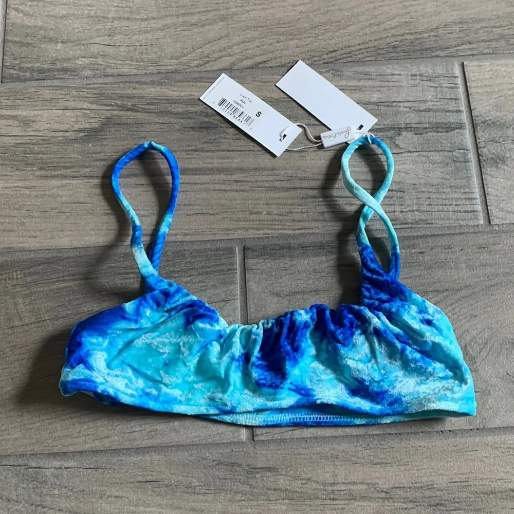 Frankie’s bikinis Liam top in aqua
